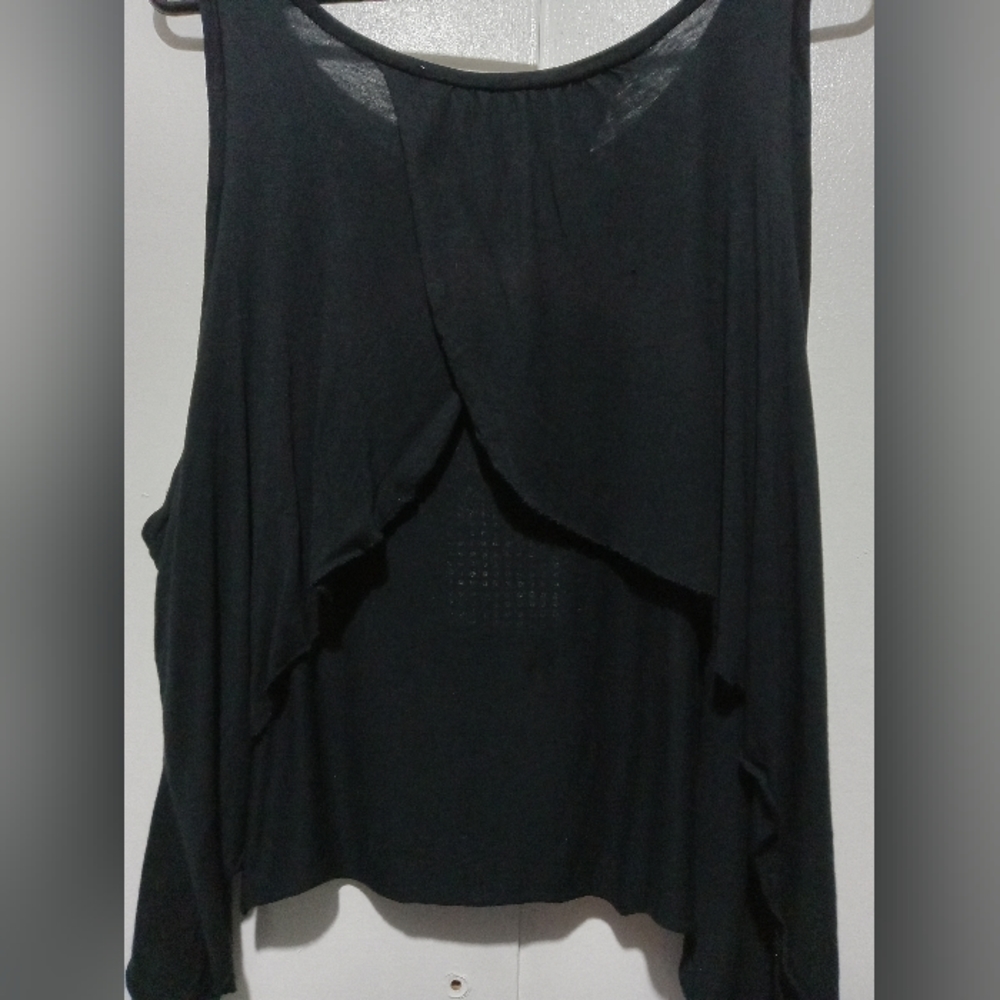 2 FOR $5 LADIES LARGE LOSE FIT TANK TOPS - Picture 6 of 9